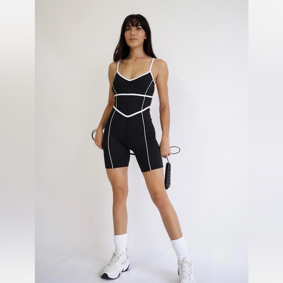 YLLW BREATHE SHORT ONESIE black white yellow the label yoga one piece jumpsuit M - Picture 1 of 7